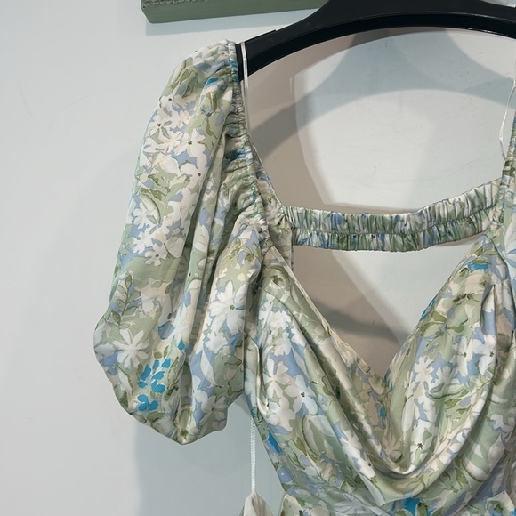 ASTR THE LABEL REVOLVE CLARITA FLORAL CUTOUT PUFF SLEEVE MINI DRESS XL NEW - Picture 3 of 11